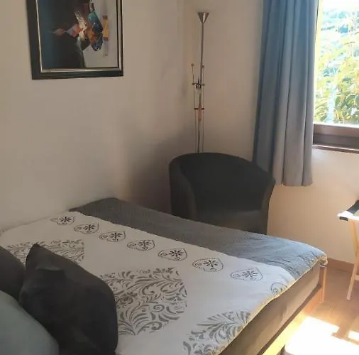 Pensionat La Sereine 3*